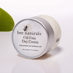 Oil - Free Day Crème – Lightweight Moisturizer with Hyaluronic Acid, Oat Powder & Panthenol for All Skin Types, Daily Hydration & Radiance Boost, 1 oz - Bee Naturals