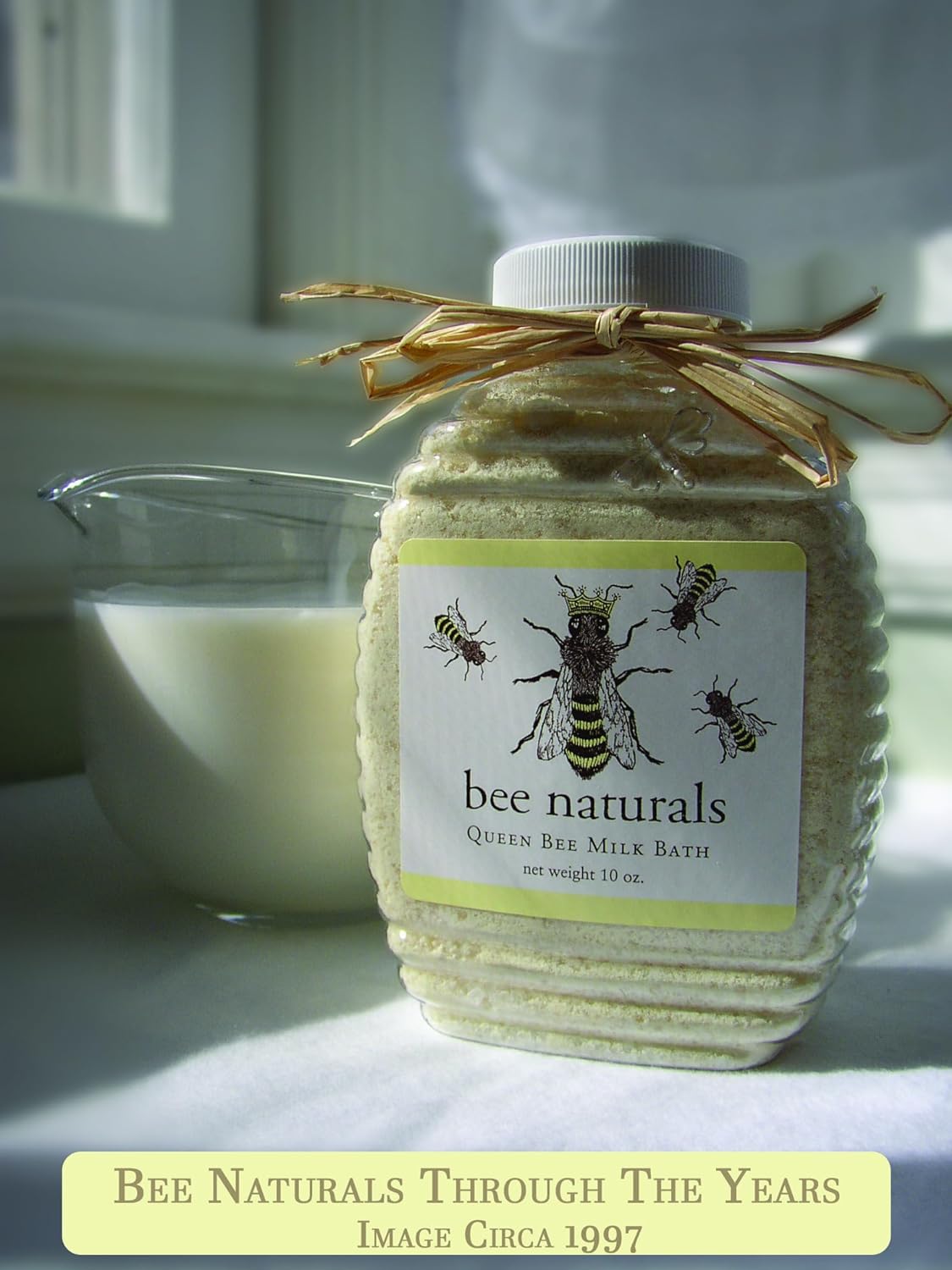 Queen Bee Milk Bath - Luxurious and Nourishing Epsom Salt Bath - Cleanly Formulated Milk Bath for Soft, Supple Skin - Gentle and Naturally Derived Formula, Suitable for All Ages - 10oz - Bee Naturals